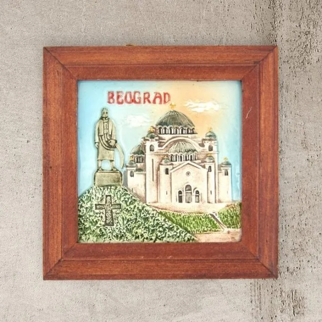 Embossed framed tile S – Belgrade