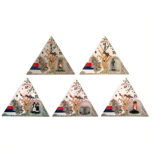 שעון משולש L עם פסלונים