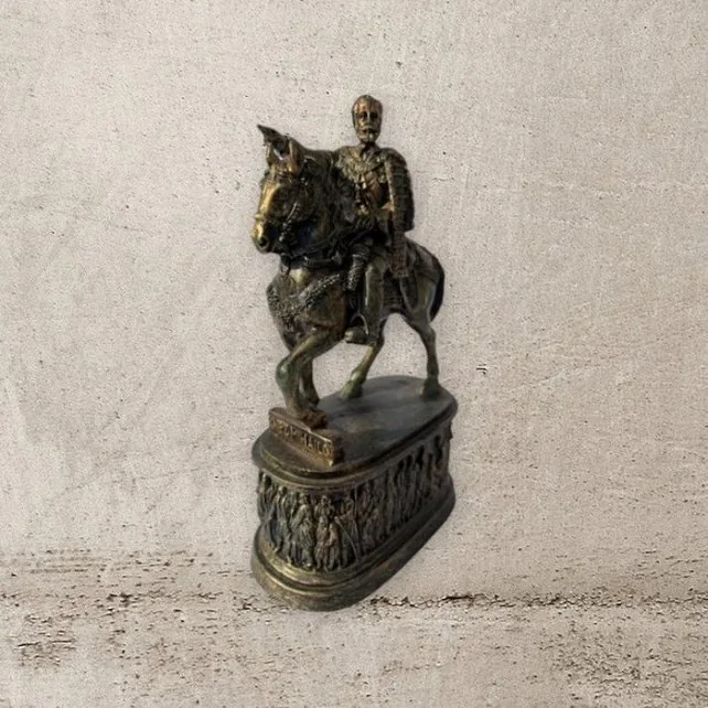 Prince Mihailo statue