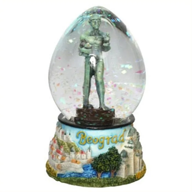 The Victor (Pobednik) snow globe S